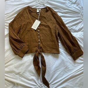 Contemporary Three-Quarter Sleeve Top